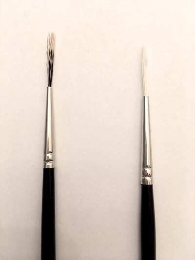 Liner synthetic brush for signature